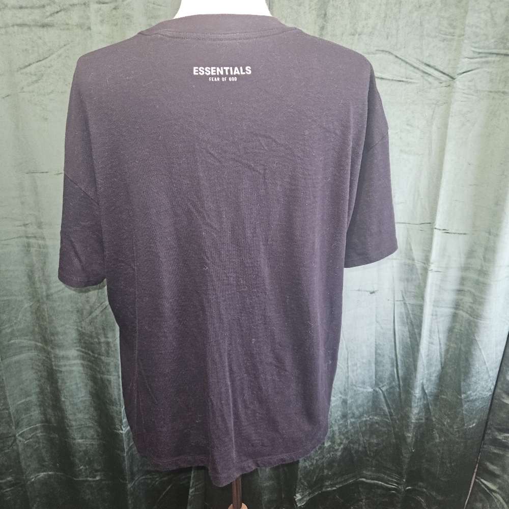 Essentials Tee - Picture 2 of 4